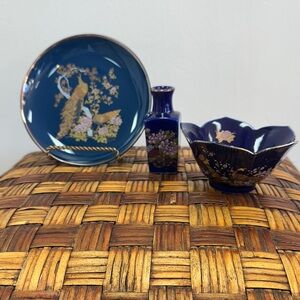 Elegant Blue Porcelain Dish Set
